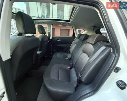 Белый Ниссан Кашкай, объемом двигателя 1.5 л и пробегом 219 тыс. км за 10899 $, фото 3 на Automoto.ua