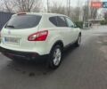 Белый Ниссан Кашкай, объемом двигателя 1.6 л и пробегом 172 тыс. км за 10500 $, фото 4 на Automoto.ua