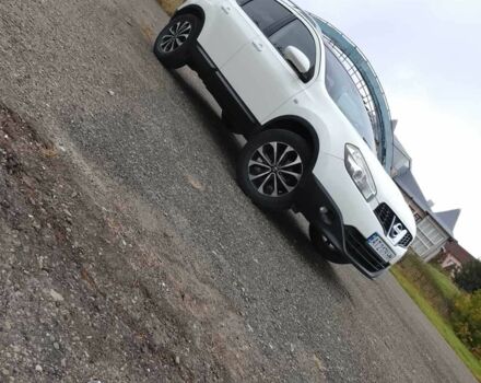 Белый Ниссан Кашкай, объемом двигателя 1.5 л и пробегом 203 тыс. км за 9700 $, фото 1 на Automoto.ua