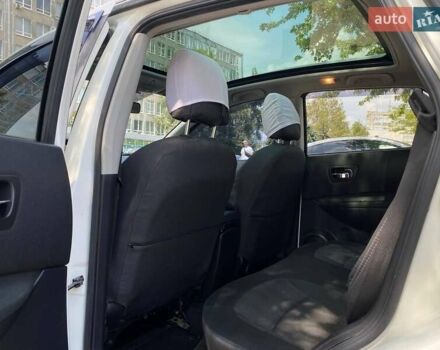 Белый Ниссан Кашкай, объемом двигателя 1.6 л и пробегом 155 тыс. км за 11900 $, фото 11 на Automoto.ua