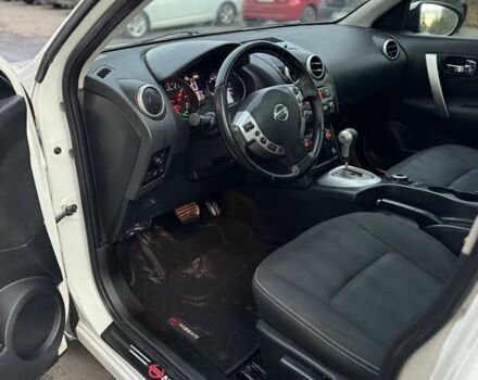 Белый Ниссан Кашкай, объемом двигателя 2 л и пробегом 159 тыс. км за 11200 $, фото 18 на Automoto.ua