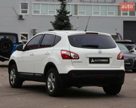 Білий Ніссан Кашкай, об'ємом двигуна 2 л та пробігом 130 тис. км за 11900 $, фото 5 на Automoto.ua