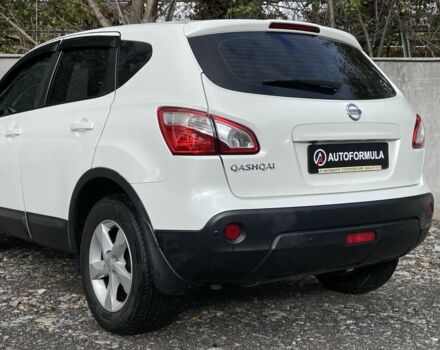 Білий Ніссан Кашкай, об'ємом двигуна 1.6 л та пробігом 156 тис. км за 9790 $, фото 6 на Automoto.ua