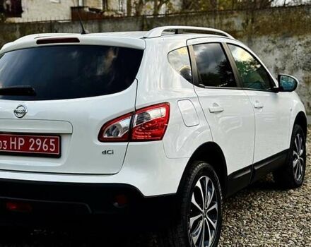 Белый Ниссан Кашкай, объемом двигателя 1.6 л и пробегом 174 тыс. км за 12999 $, фото 13 на Automoto.ua