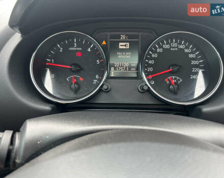 Белый Ниссан Кашкай, объемом двигателя 1.6 л и пробегом 221 тыс. км за 12500 $, фото 11 на Automoto.ua