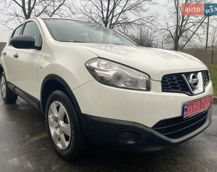 Белый Ниссан Кашкай, объемом двигателя 1.6 л и пробегом 220 тыс. км за 9800 $, фото 13 на Automoto.ua