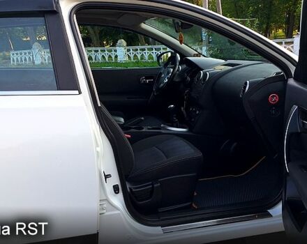 Білий Ніссан Кашкай, об'ємом двигуна 1.5 л та пробігом 192 тис. км за 11300 $, фото 6 на Automoto.ua