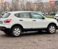 Белый Ниссан Кашкай, объемом двигателя 2 л и пробегом 134 тыс. км за 12000 $, фото 5 на Automoto.ua