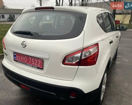 Белый Ниссан Кашкай, объемом двигателя 1.6 л и пробегом 220 тыс. км за 9800 $, фото 7 на Automoto.ua