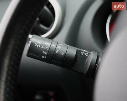 Білий Ніссан Кашкай, об'ємом двигуна 2 л та пробігом 130 тис. км за 11900 $, фото 22 на Automoto.ua