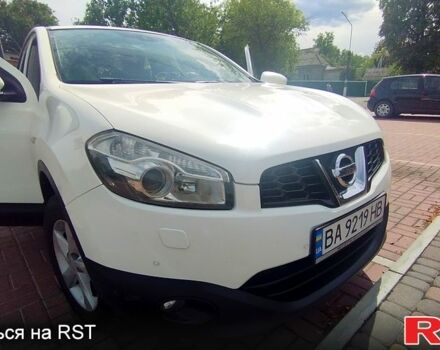 Ниссан Кашкай 2012 в Кропивницком (Кировограде) на Automoto.ua Белый Ниссан Кашкай, объемом двигателя 1.6 л и пробегом 220 тыс. км за 11500 $, фото 3 на Automoto.ua