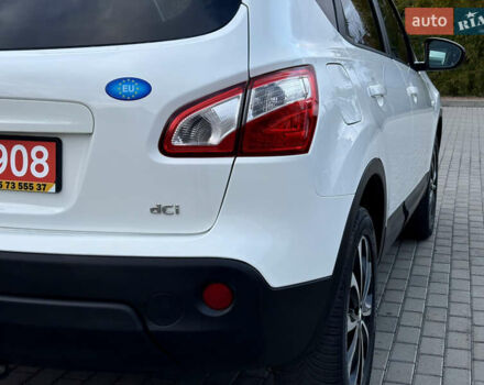 Ниссан Кашкай 2012 в Житомире на Automoto.ua Белый Ниссан Кашкай, объемом двигателя 1.5 л и пробегом 212 тыс. км за 11899 $, фото 19 на Automoto.ua