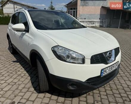 Білий Ніссан Кашкай, об'ємом двигуна 1.46 л та пробігом 237 тис. км за 11111 $, фото 3 на Automoto.ua