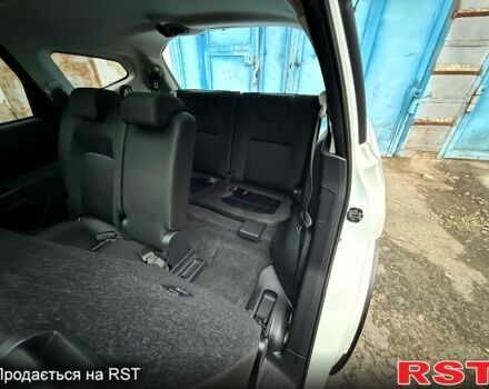 Белый Ниссан Кашкай, объемом двигателя 2 л и пробегом 190 тыс. км за 11700 $, фото 10 на Automoto.ua