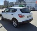 Белый Ниссан Кашкай, объемом двигателя 1.6 л и пробегом 155 тыс. км за 11000 $, фото 5 на Automoto.ua