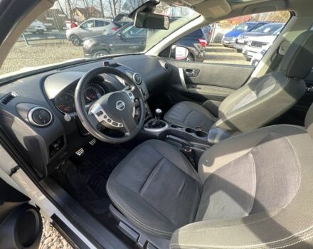 Белый Ниссан Кашкай, объемом двигателя 1.5 л и пробегом 203 тыс. км за 10699 $, фото 14 на Automoto.ua