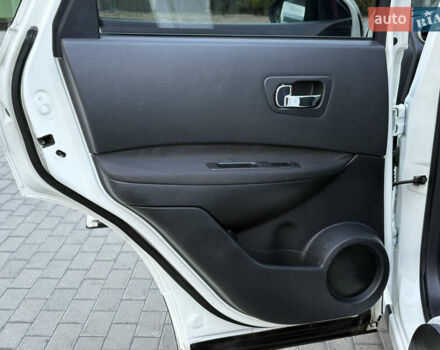 Ниссан Кашкай 2012 в Житомире на Automoto.ua Белый Ниссан Кашкай, объемом двигателя 1.5 л и пробегом 212 тыс. км за 11899 $, фото 40 на Automoto.ua