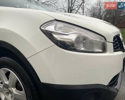 Белый Ниссан Кашкай, объемом двигателя 1.6 л и пробегом 220 тыс. км за 9800 $, фото 12 на Automoto.ua