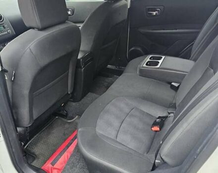 Белый Ниссан Кашкай, объемом двигателя 1.5 л и пробегом 181 тыс. км за 11800 $, фото 6 на Automoto.ua