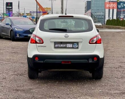 Белый Ниссан Кашкай, объемом двигателя 2 л и пробегом 134 тыс. км за 12000 $, фото 7 на Automoto.ua