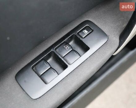 Білий Ніссан Кашкай, об'ємом двигуна 2 л та пробігом 130 тис. км за 11900 $, фото 19 на Automoto.ua