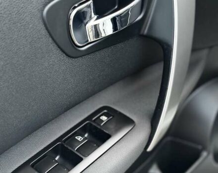 Белый Ниссан Кашкай, объемом двигателя 1.6 л и пробегом 174 тыс. км за 12999 $, фото 98 на Automoto.ua