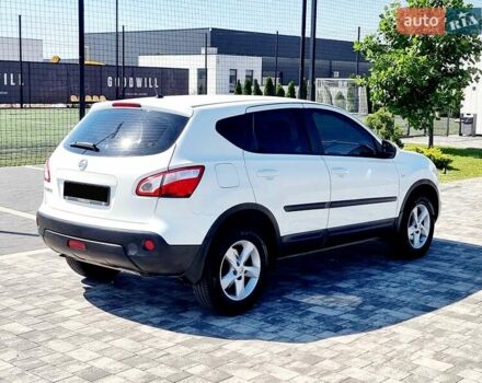 Белый Ниссан Кашкай, объемом двигателя 2 л и пробегом 162 тыс. км за 11899 $, фото 43 на Automoto.ua