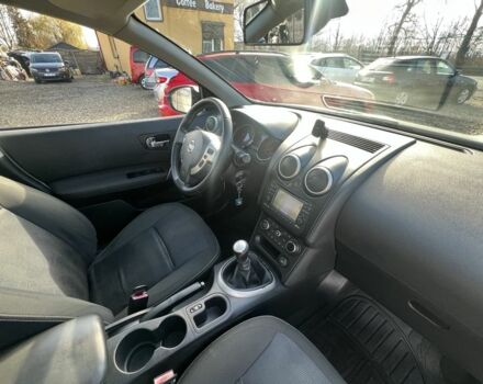 Белый Ниссан Кашкай, объемом двигателя 1.5 л и пробегом 203 тыс. км за 10699 $, фото 10 на Automoto.ua