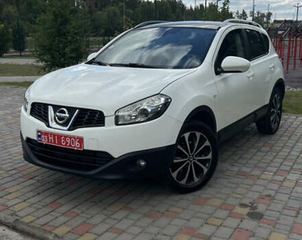 Белый Ниссан Кашкай, объемом двигателя 1.5 л и пробегом 218 тыс. км за 11200 $, фото 1 на Automoto.ua