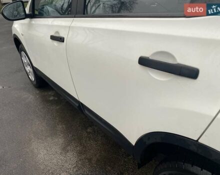 Белый Ниссан Кашкай, объемом двигателя 1.6 л и пробегом 220 тыс. км за 9800 $, фото 25 на Automoto.ua