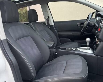 Белый Ниссан Кашкай, объемом двигателя 2 л и пробегом 159 тыс. км за 11200 $, фото 25 на Automoto.ua