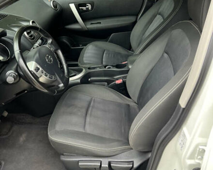 Белый Ниссан Кашкай, объемом двигателя 1.5 л и пробегом 180 тыс. км за 10800 $, фото 18 на Automoto.ua