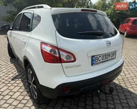 Білий Ніссан Кашкай, об'ємом двигуна 1.46 л та пробігом 237 тис. км за 11111 $, фото 8 на Automoto.ua