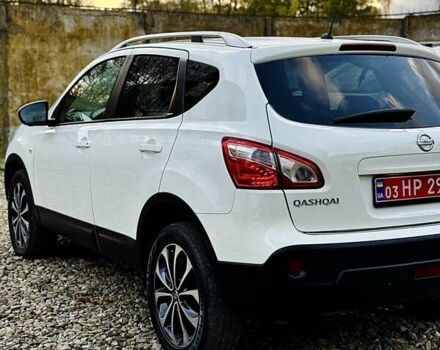 Белый Ниссан Кашкай, объемом двигателя 1.6 л и пробегом 174 тыс. км за 12999 $, фото 23 на Automoto.ua