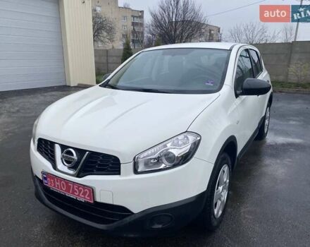 Белый Ниссан Кашкай, объемом двигателя 1.6 л и пробегом 220 тыс. км за 9800 $, фото 34 на Automoto.ua