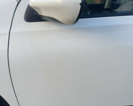 Белый Ниссан Кашкай, объемом двигателя 1.6 л и пробегом 202 тыс. км за 9500 $, фото 6 на Automoto.ua