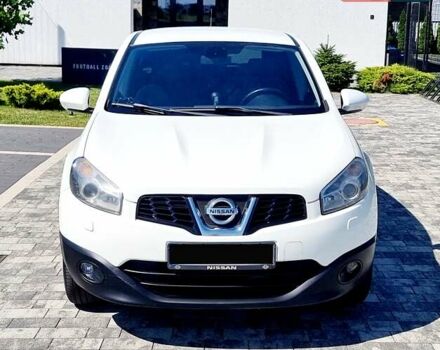 Белый Ниссан Кашкай, объемом двигателя 2 л и пробегом 162 тыс. км за 11899 $, фото 4 на Automoto.ua