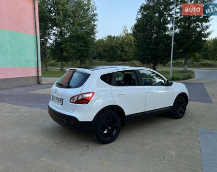 Білий Ніссан Кашкай, об'ємом двигуна 1.6 л та пробігом 187 тис. км за 10900 $, фото 10 на Automoto.ua