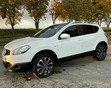 Белый Ниссан Кашкай, объемом двигателя 1.46 л и пробегом 268 тыс. км за 10400 $, фото 6 на Automoto.ua