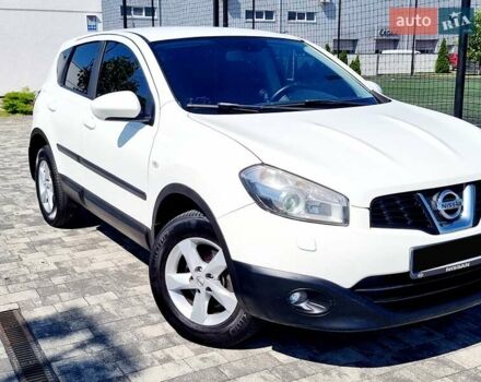 Белый Ниссан Кашкай, объемом двигателя 2 л и пробегом 162 тыс. км за 11899 $, фото 31 на Automoto.ua