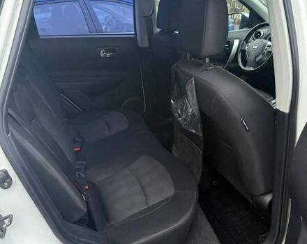 Белый Ниссан Кашкай, объемом двигателя 2 л и пробегом 150 тыс. км за 11500 $, фото 9 на Automoto.ua