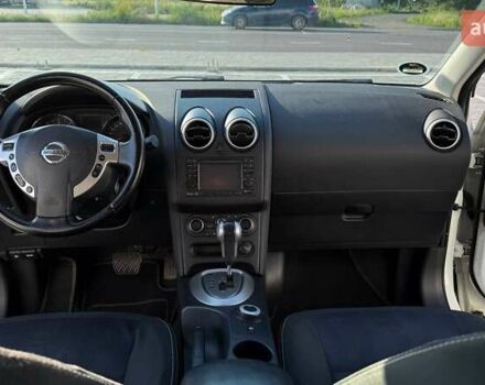 Білий Ніссан Кашкай, об'ємом двигуна 2 л та пробігом 291 тис. км за 12500 $, фото 16 на Automoto.ua