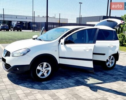 Белый Ниссан Кашкай, объемом двигателя 2 л и пробегом 162 тыс. км за 11899 $, фото 9 на Automoto.ua