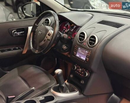 Белый Ниссан Кашкай, объемом двигателя 1.6 л и пробегом 160 тыс. км за 11799 $, фото 17 на Automoto.ua