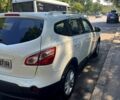 Белый Ниссан Кашкай, объемом двигателя 2 л и пробегом 120 тыс. км за 11200 $, фото 2 на Automoto.ua