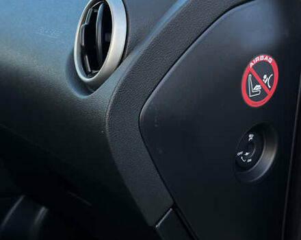 Білий Ніссан Кашкай, об'ємом двигуна 2 л та пробігом 129 тис. км за 13500 $, фото 53 на Automoto.ua