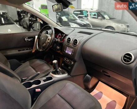 Белый Ниссан Кашкай, объемом двигателя 1.6 л и пробегом 160 тыс. км за 11799 $, фото 16 на Automoto.ua