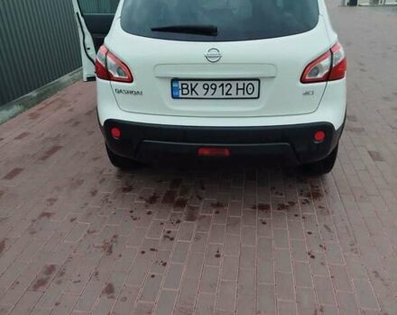 Белый Ниссан Кашкай, объемом двигателя 1.5 л и пробегом 255 тыс. км за 11200 $, фото 8 на Automoto.ua