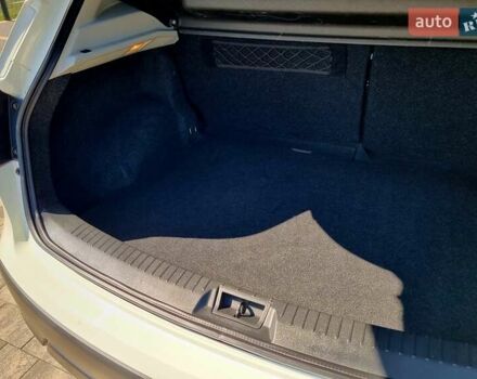 Белый Ниссан Кашкай, объемом двигателя 2 л и пробегом 162 тыс. км за 11899 $, фото 48 на Automoto.ua