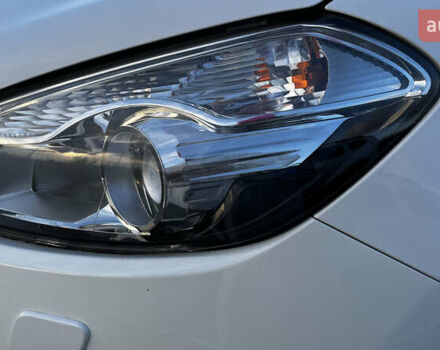 Білий Ніссан Кашкай, об'ємом двигуна 2 л та пробігом 129 тис. км за 13500 $, фото 31 на Automoto.ua